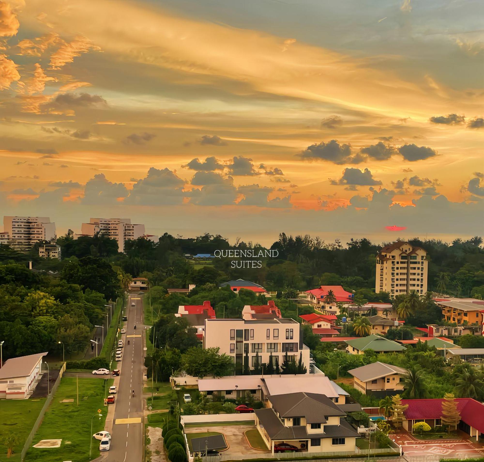 QUEENSLAND SUITES at Aru Suites, Kota Kinabalu Bagian luar foto
