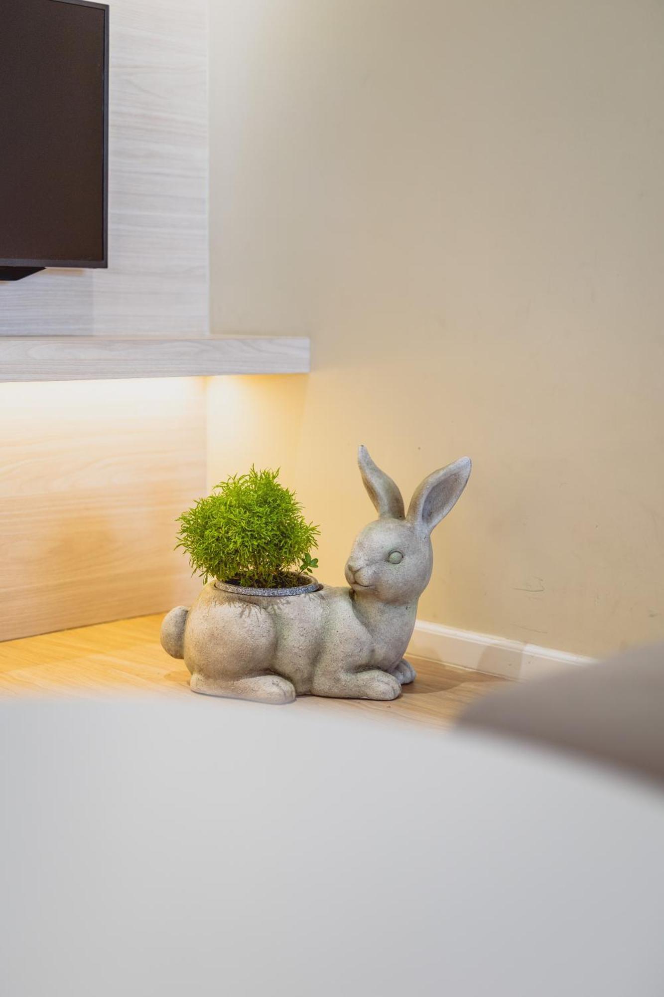 QUEENSLAND SUITES at Aru Suites, Kota Kinabalu Bagian luar foto